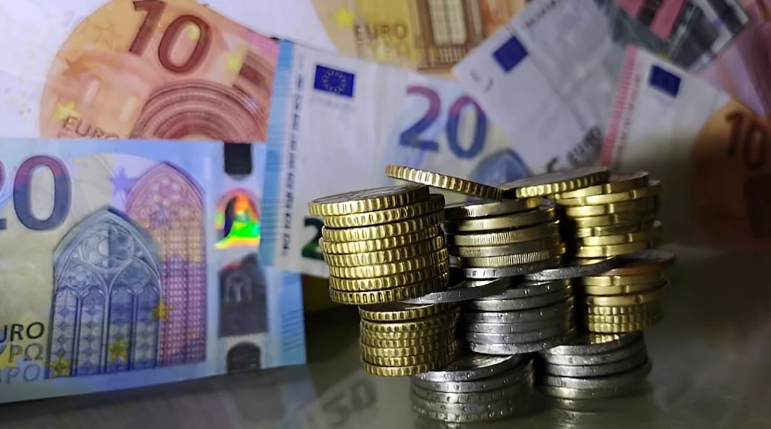 Ανατροπή στις συντάξεις Μαΐου: Πότε θα γίνουν τελικά οι πληρωμές