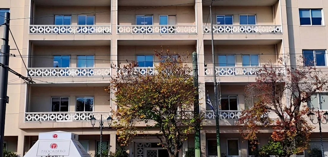 Θρήνος σήμερα στο Υπουργείο Τουρισμού – Γυναίκα έπεσε και σκοτώθηκε από την δεύτερο όροφο