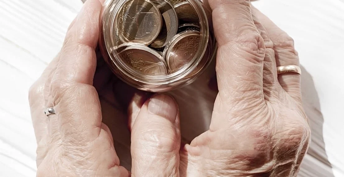 Ποιοι συνταξιούχοι δικαιούνται επίδομα έως 846 ευρώ – Τι πρέπει να ξέρετε