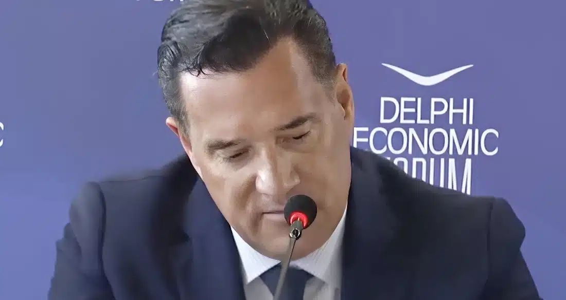 Άδωνις Γεωργιάδης: «Ο πατέρας μου πέθανε όταν ήμουν 17 χρονών και η μητέρα μου όταν ήμουν 20» – Η συγκίνηση του υπουργού Υγείας