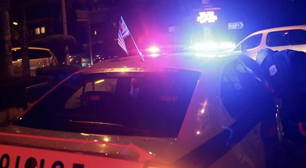 Εξάρχεια: Σοκ! Γιος γνωστού Έλληνα ποινικολόγου έπεσε θύμα άγριου ξυλοδαρμού – Δείτε ποιος είναι