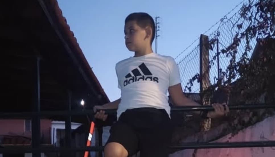 Μαθεύτηκε όλη η αλήθεια για τον 13χρονο Κωνσταντίνο που σκοτώθηκε χτες με το ηλεκτρικό πατίνι – Θρήνος για τον Αγγελούδι