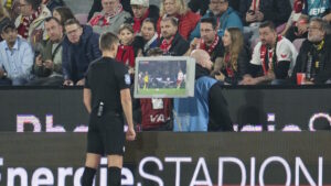 Εν ψυχρώ δολοφονία διαιτητή κατά τη διάρκεια ερασιτεχνικού αγώνα ποδοσφαίρου (video)