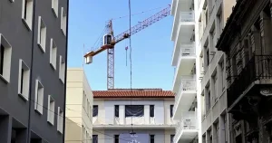 «Bόμβα» από ΔΝΤ για τα κλειστά ακίνητα στην Αθήνα