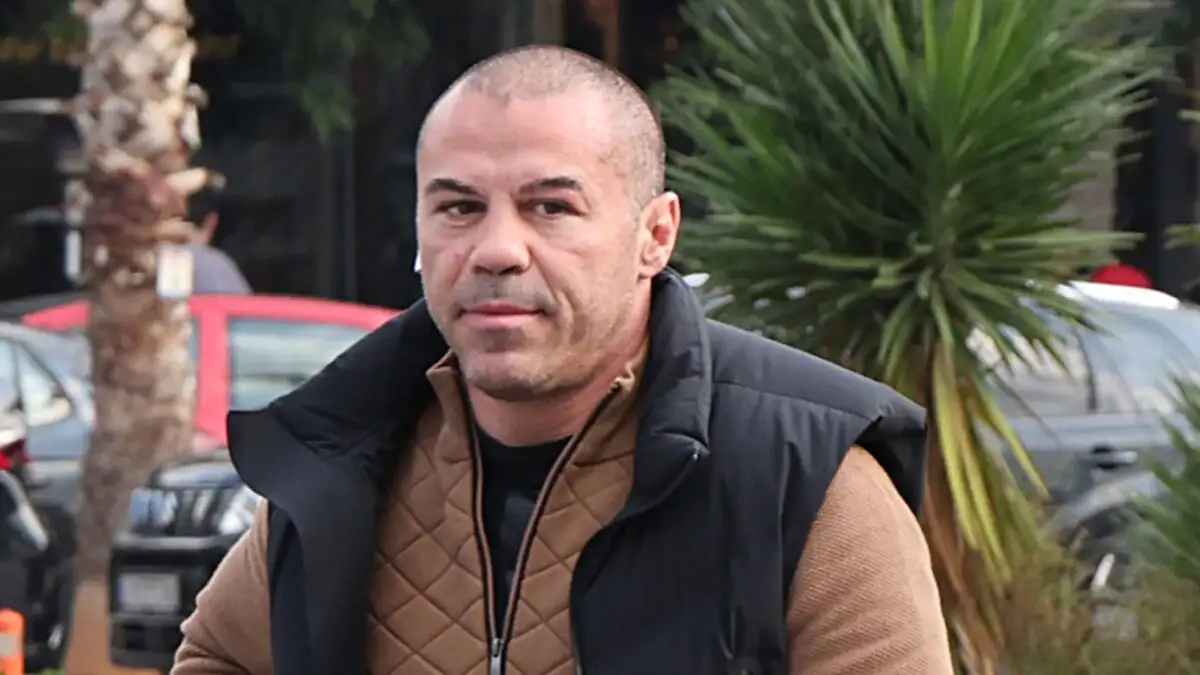 Μιχάλης Ζαμπίδης: «Με έβρισε κάποιος στο δρόμο και μόλις κατέβασα το παράθυρο, μου είπε καλημέρα αγόρι μου»