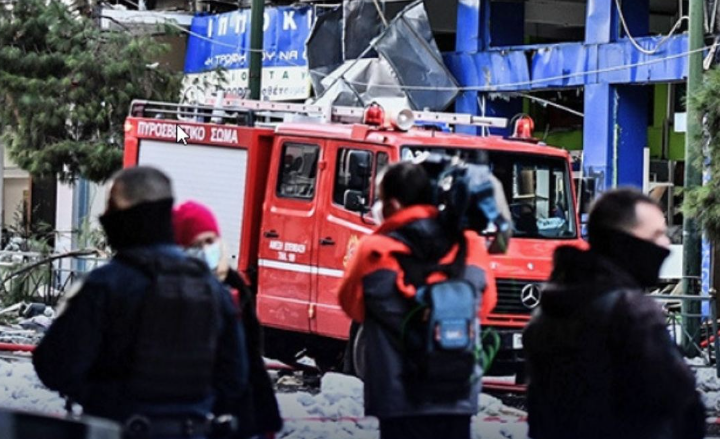 ΕΚΤΑΚΤΟ: ΕΧΟΥΜΕ ΕΚΡΗΞΗ ΤΩΡΑ ΜΕΣΑ ΣΤΗΝ ΑΘΗΝΑ – ΥΠΑΡΧΟΥΝ ΤΡΑΥΜΑΤΙΕΣ