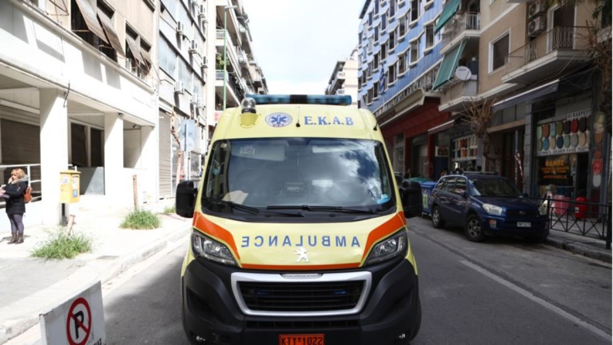 ΕΚΤΑΚΤΟ – Νεκρή 34χρονη μητέρα δύο παιδιών μετά από πτώση από τον 3ο όροφο