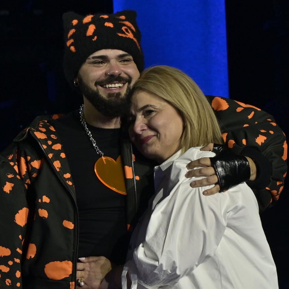 Εurovision 2026: Μόλις μαθεύτnκε η είδηση για την μητέpα του λίγο πριν τον Τελικό