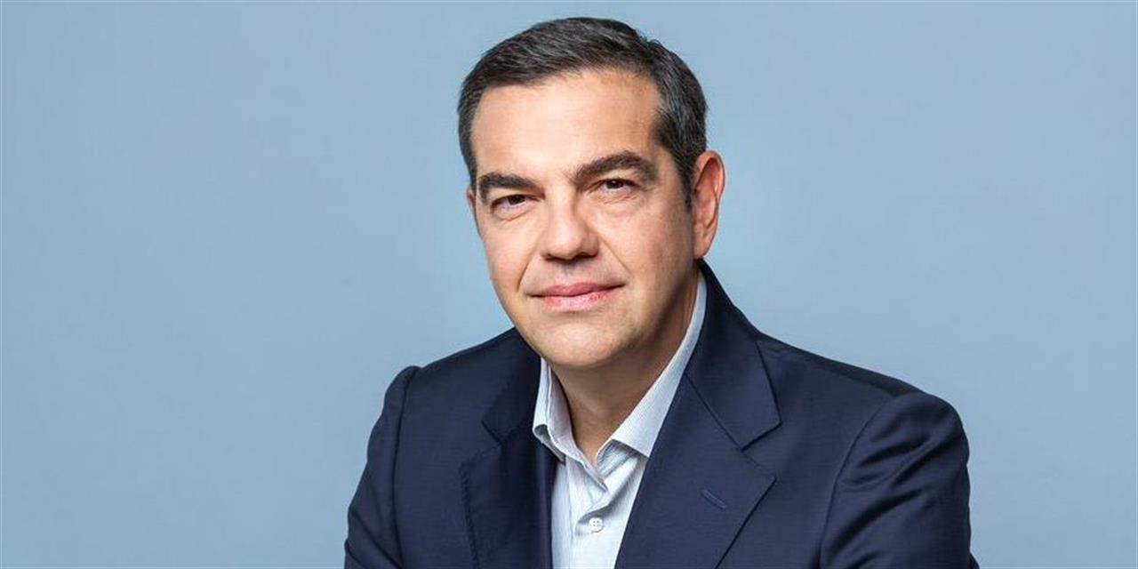 Μήνυμα Τσίπρα για τις Πανελλαδικές: «Τα όνειρά σας είναι πολύ μεγάλα για να χωρέσουν στην κόλλα»