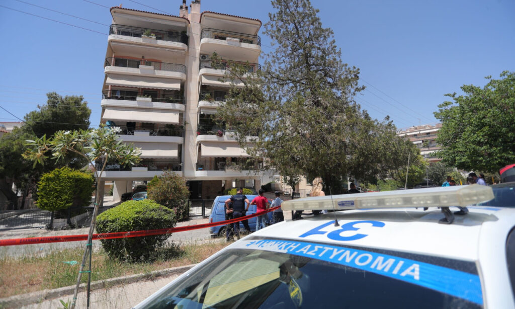 ΝΕΚΡΗ Η ΜΙΑ ΑΠΟ ΤΙΣ ΔΥΟ 17ΧΡΟΝΕΣ ΦΙΛΕΣ ΠΟΥ ΕΠΕΣΑΝ ΑΠΟ ΤΟΝ 6ο ΣΤΗΝ ΗΛΙΟΥΠΟΛΗ – ΜΑΘΕΥΤΗΚΕ ΤΙ ΕΚΑΝΑΝ ΠΡΙΝ ΠΕΣΟΥΝ ΚΑΙ ΟΙ ΔΥΟ ΜΑΖΙ ΣΤΟ ΚΕΝΟ – ΧΑΡΟΠΑΛΕΥΕΙ Η ΔΕΥΤΕΡΗ