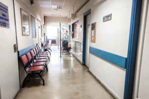 Ηράκλειο: 45χρονος κατέρρευσε ξαφνικά σε κατάστημα και πέθανε