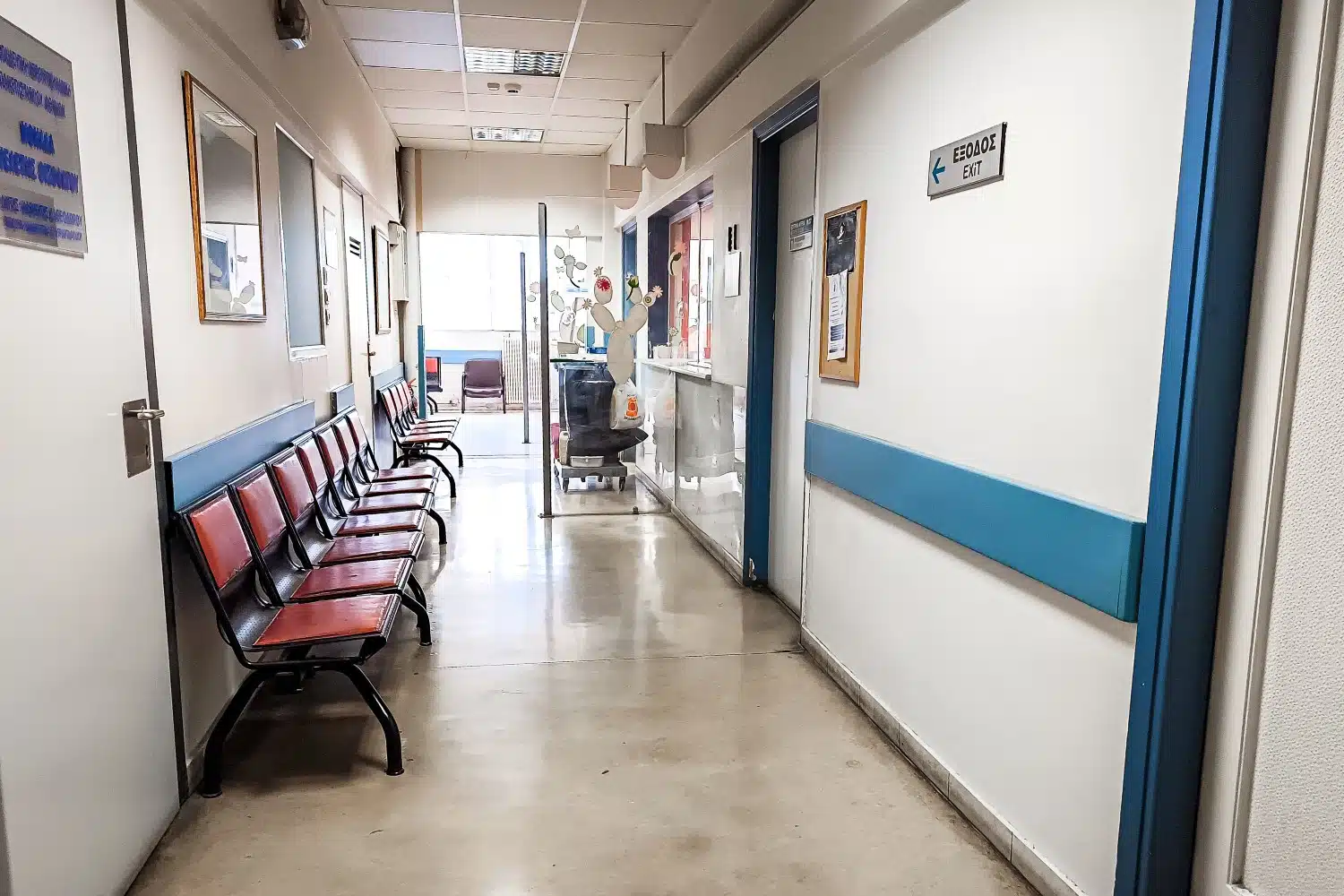 Ηράκλειο: 45χρονος κατέρρευσε ξαφνικά σε κατάστημα και πέθανε