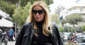 ΕΜΦΑΝΙΣΤΗΚΕ Η 18ΧΡΟΝΗ ΚΟΡΗ ΤΗΣ ΜΑΣΤΡΟΚΩΣΤΑ: Η ΟΜΟΙΟΤΗΤΑ ΠΟΥ ΣΟΚΑΡΕΙ ΚΑΙ Η ΜΑΧΗ ΣΤΟΝ ΕΥΑΓΓΕΛΙΣΜΟ