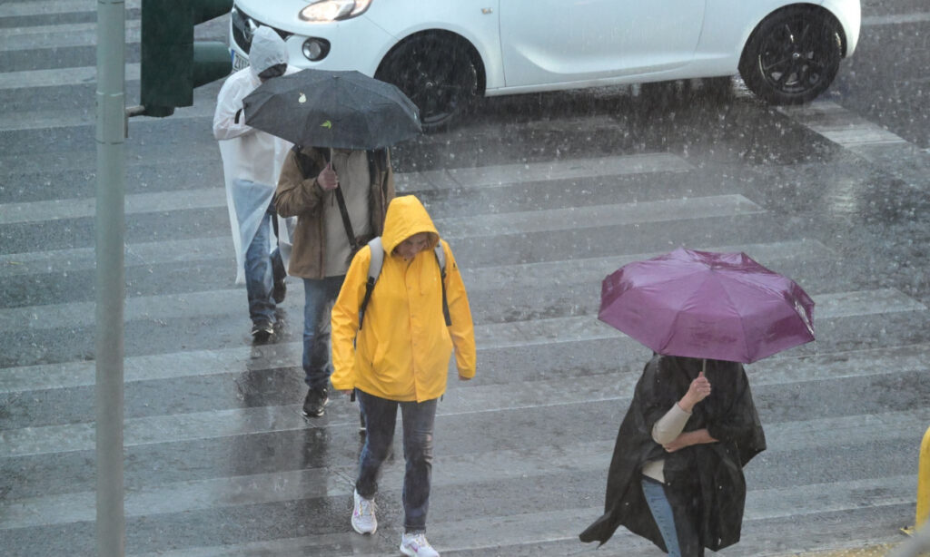 ΣΥΝΑΓΕΡΜΟΣ ΤΩΡΑ ΑΠΟ ΤΟΥΣ ΜΕΤΕΩΡΟΛΟΓΟΥΣ ΓΙΑ ΝΕΑ ΚΑΚΟΚΑΙΡΙΑ: ΕΡΧΕΤΑΙ ΧΕΙΜΩΝΑΣ ΜΕΣΑ ΣΤΟΝ ΜΑΪΟ – ΠΟΙΕΣ ΠΕΡΙΟΧΕΣ ΚΙΝΔΥΝΕΥΟΥΝ