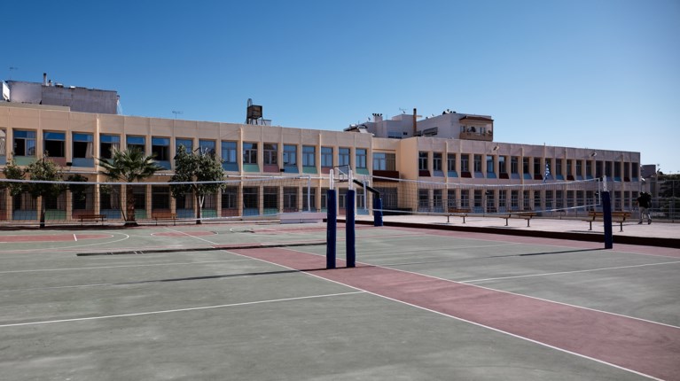 Αγρίνιο: 16χρονη δάγκωσε την μητέρα συμμαθήτριάς της μετά από παρατήρηση – Το περιστατικό που προκάλεσε αντιδράσεις