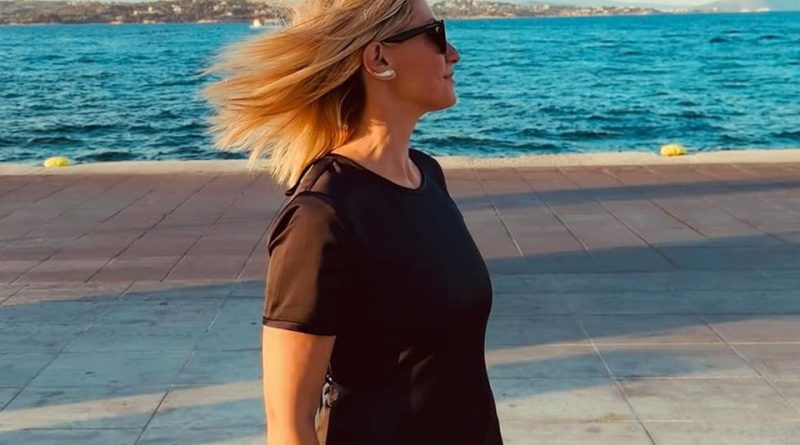 ΜΑΘΕΥΤΗΚΕ: ΑΥΤΗ Η ΠΑΡΟΥΣΙΑΣΤΡΙΑ ΠΑΙΡΝΕΙ ΤΗ ΘΕΣΗ ΤΗΣ ΣΙΑΣ ΚΟΣΙΩΝΗ