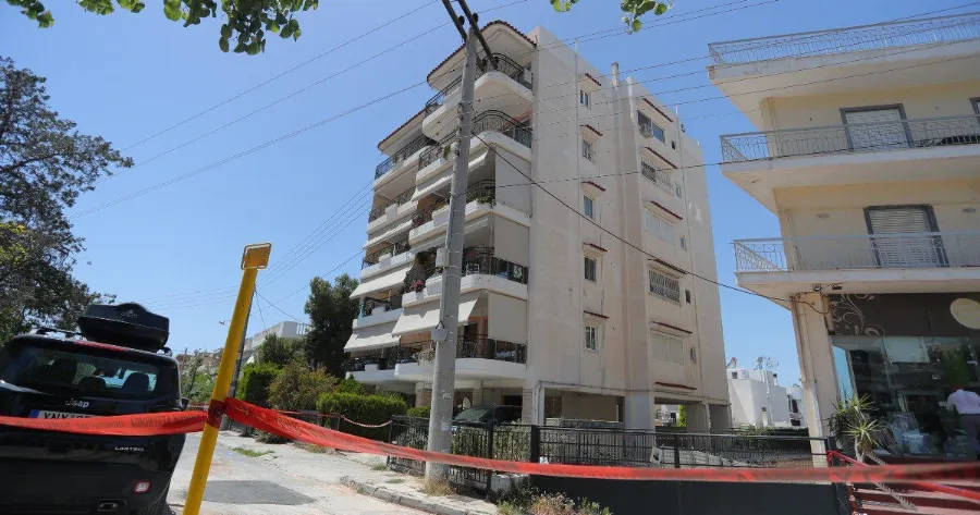 Ηλιούπολη: Οι αποκαλύψεις του Βασίλη Λαμπρόπουλου για το πως άλλα 3 κορίτσια θα αυτοκτονούσαν μαζί με τις 2 ανήλικες που έκαναν βουτιά θανάτου!