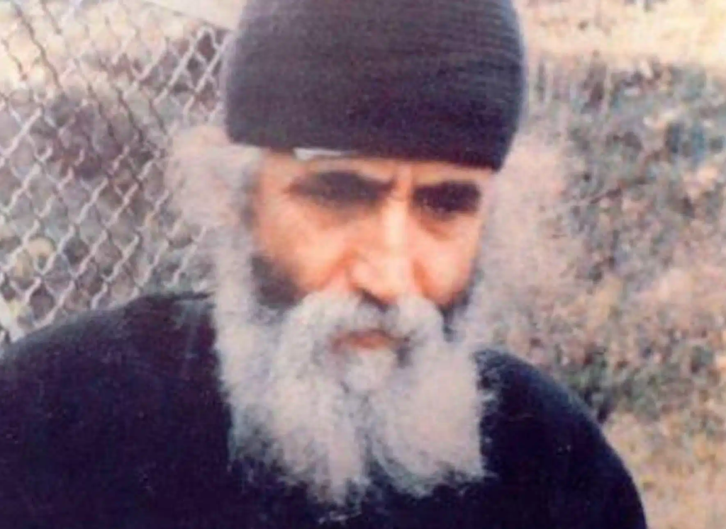Άγιος Παΐσιος: Αυτό είναι το καλύτερο μνημόσυνο για τους κεκοιμημένους