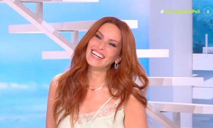 Έκανε την αποκάλυψη on air η Σίσσυ Χρηστίδου και όλοι στην εκπομπή λύθηκαν στα γέλια – Bívτεo