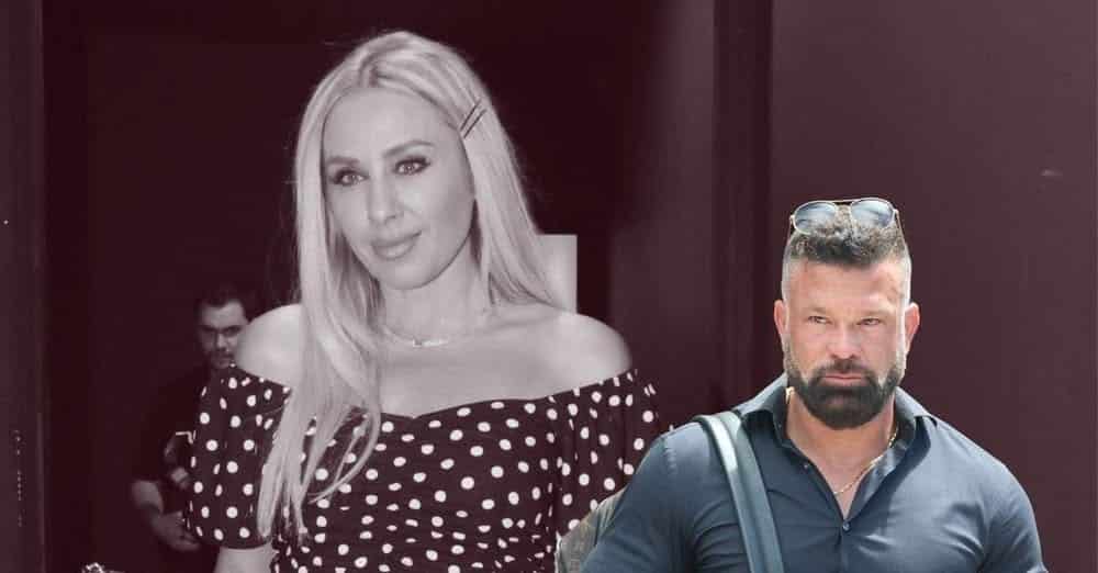 Γωγώ Μαστροκώστα: Συγκινημένος ο Κώστας Σόμμερ στην κηδεία της, συνοδευόμενος από τη σύζυγό του