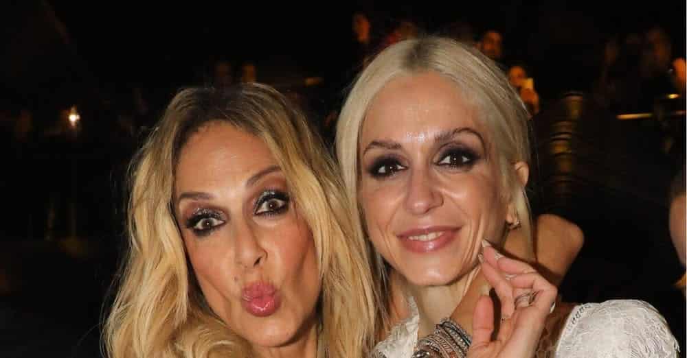 Σοφία Καρβέλα – Αποκάλυψη! Πόσο χρεώνει τη βιντεοκλήση μίας ώρας μαζί της για συμβουλές styling
