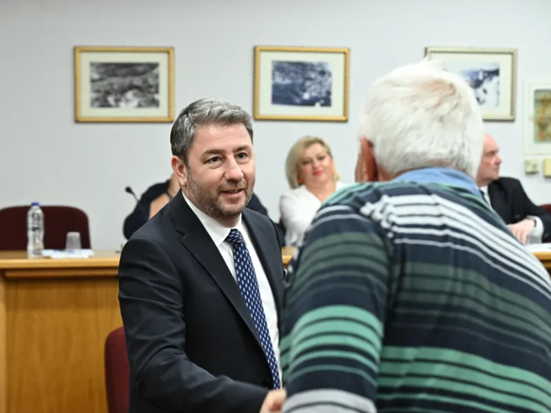 Η τέταρτη θέση φέρνει αλλαγή Ανδρουλάκη; Το όνομα έκπληξη για αρχηγός στο ΠΑΣΟΚ