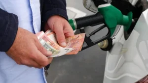 Έρχεται νέο Fuel Pass και επιδότηση diesel: Ποιοι παίρνουν έως 60 ευρώ και τι αλλάζει