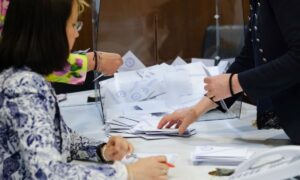 Δημοσκόπηση ΒΟΜΒΑ: Η απόλυτη ανατροπή με Τσίπρα