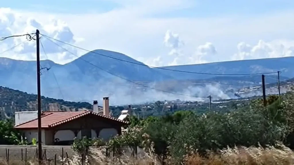 ΕΚΤΑΚΤΟ ΤΩΡΑ – ΦΩΤΙΑ ΣΤΗΝ ΑΤΤΙΚΗ – ΜΕΓΑΛΟΣ ΣΥΝΑΓΕΡΜΟΣ ΣΤΗΝ ΠΥΡΟΣΒΕΣΤΙΚΗ