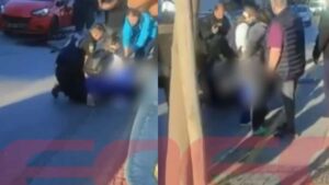 Θρήνος στο Ηράκλειο: Η σπαρακτική στιγμή που η μητέρα του 21χρονου φτάνει στο σημείο της δολοφονίας