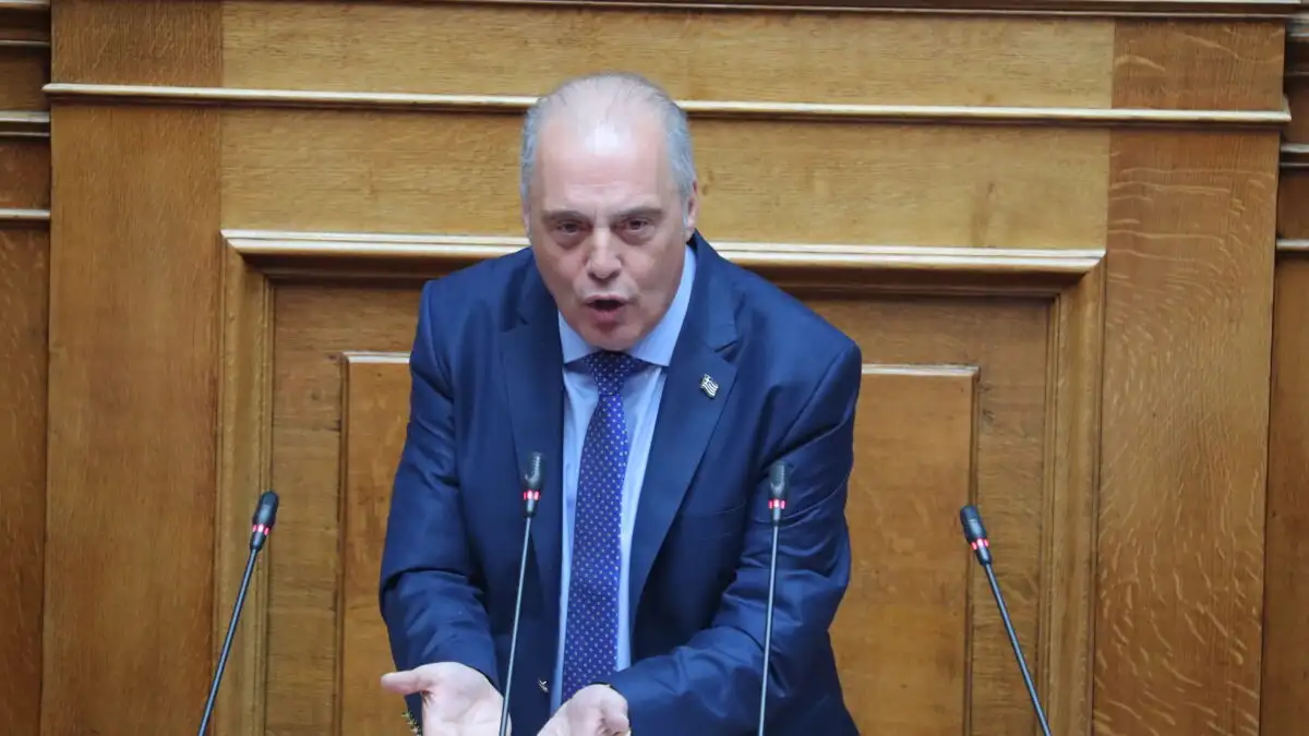 Άρση ασυλίας Βελόπουλου αποφάσισε η Βουλή