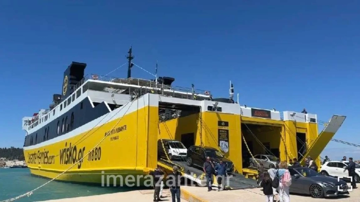 Αναστάτωση στη Ζάκυνθο: Πλοίο με 679 επιβάτες προσέκρουσε στο λιμάνι κατά την πρόσδεση (vid)