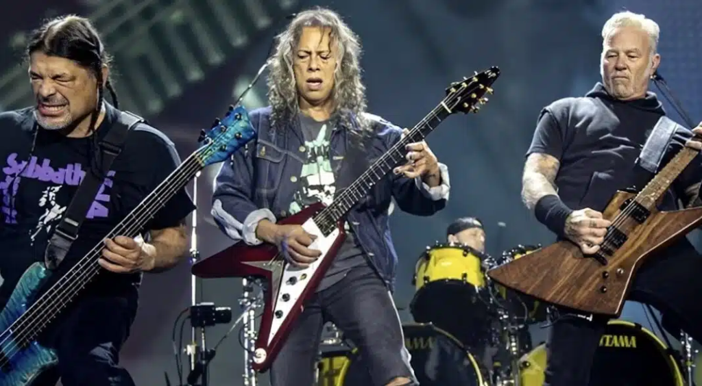 Ο Κερκ Χάμετ των Metallica υποκλίνεται στην Ελλάδα: «Η μουσική που παίζουμε γεννήθηκε στην Αθήνα»