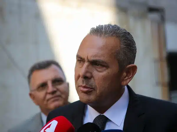 panos kammenos 1.jpg
