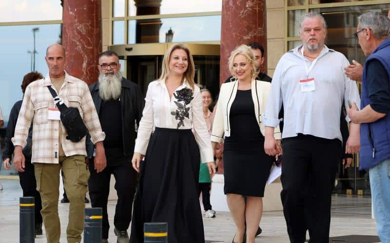 Μαρία Καρυστιανού: Ποιοι έδωσαν το παρών στη Θεσσαλονίκη – Ποια η ξανθιά δίπλα της