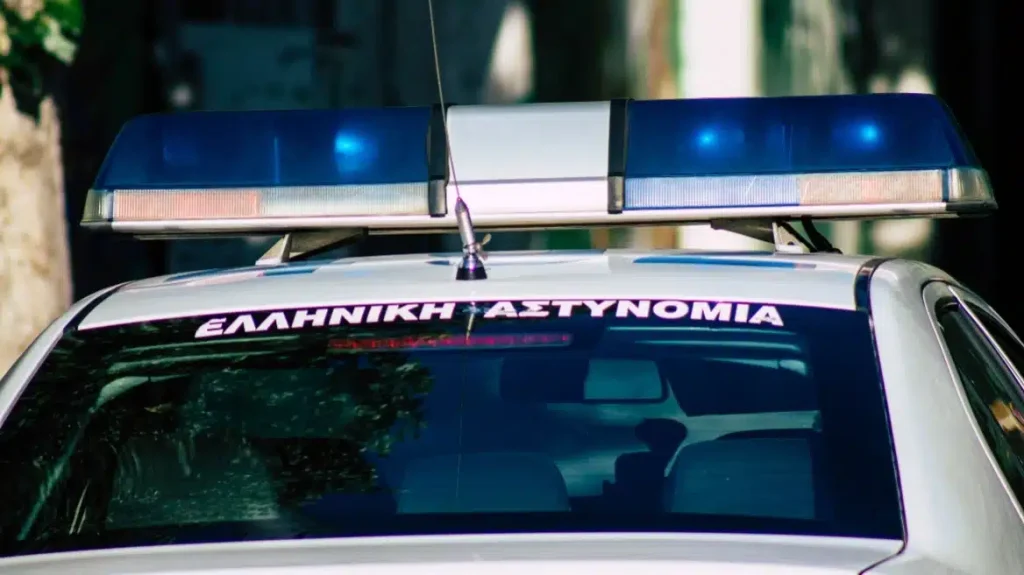 Συνελήφθη 45χρονος αλλοδαπός που προσπάθησε να παρενοχλήσει 8χρονη στην Κυψέλη και χτύπησε ηλικιωμένο στο κεφάλι