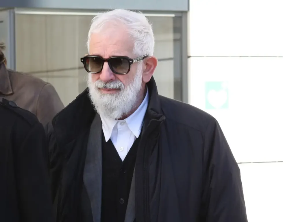 Έκτακτο για Πέτρο Φιλιππίδη