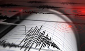 ΕΚΤΑΚΤΟ ΤΩΡΑ ΔΥΝΑΤΟΣ ΣΕΙΣΜΟΣ ΣΤΗ ΧΩΡΑ ΜΑΣ