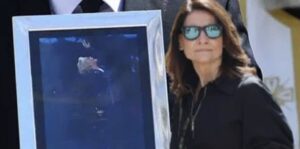 Μαρινέλλα: 40 ημέρες από το θάνατό της, στην Κηφισιά το μνημόσυνο
