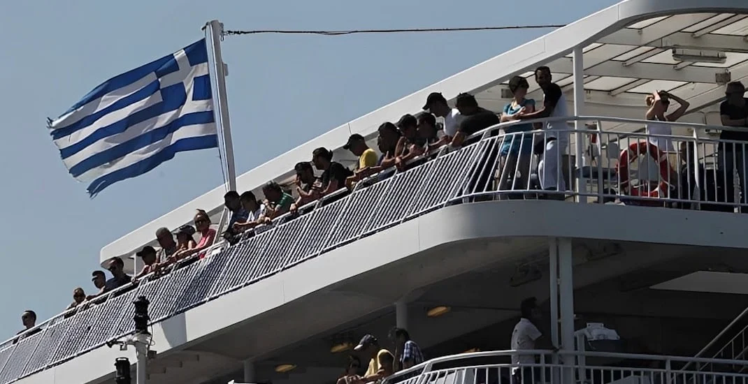 Διακοπές για λίγους: Έρχονται νέες αυξήσεις έως 20% στα ακτοπλοϊκά εισιτήρια – Σοκάρουν οι τιμές των αεροπορικών