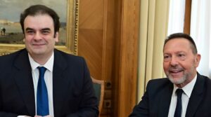 Πιερρακάκης: «Η Ελλάδα χρειάζεται ανθρώπους σαν τον Γιάννη Στουρνάρα»