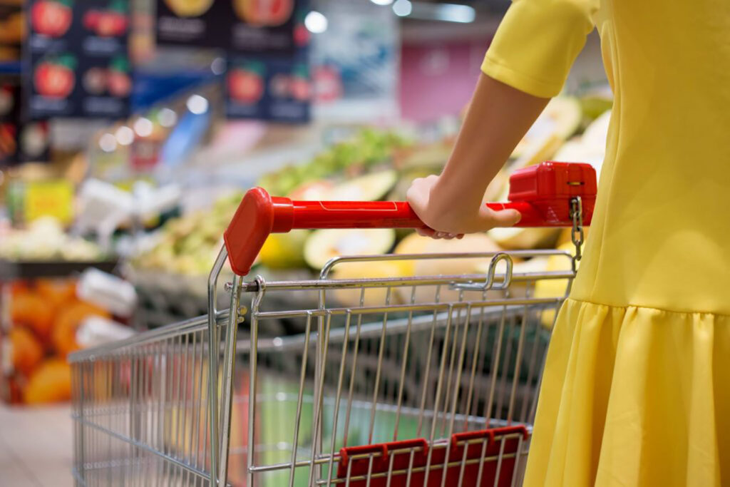 Ποιοι θα παίρνουν κάθε μήνα voucher για ψώνια από το σούπερ μάρκετ