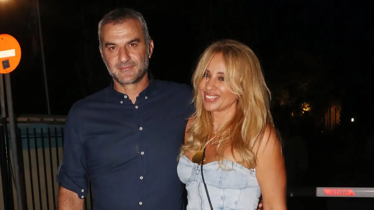 Ραγίζει καρδιές το αντίο του Τραϊανού Δέλλα στη Γωγώ Μαστροκώστα: «Άγγελέ μου, αγάπη μου…» 1 traianos delas gogo mastrokosta 1200x675 1