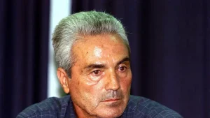 Πέθανε ο σπουδαίος αθλητικογράφος Σταύρος Τσώχος, που είχε φορέσει τη φανέλα του Ολυμπιακού ως ποδοσφαιριστής