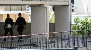 ΑΝΟΙΓΟΥΝ ΤΑ ΣΤΟΜΑΤΑ ΣΤΗΝ ΗΛΙΟΥΠΟΛΗ: “Η ΜΗΤΕΡΑ ΤΗΣ ΠΡΟΣΠΑΘΗΣΕ ΝΑ…”