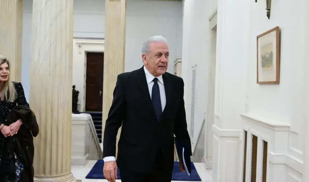 ΕΚΤΑΚΤΟ – Ένταλμα σύλληψης για Δημήτρη Αβραμόπουλο