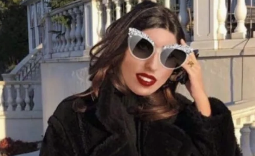 Ταυτοποιήθηκε: Αυτός είναι ο διαχειριστής του λογαριασμού «Soula Glamorous»