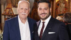 Φοίβος Παπαδάκης: Η αδημοσίευτη φωτογραφία που μοιράστηκε ο γιος του Γιώργου Παπαδάκη – «Θα είσαι για πάντα δίπλα μου»