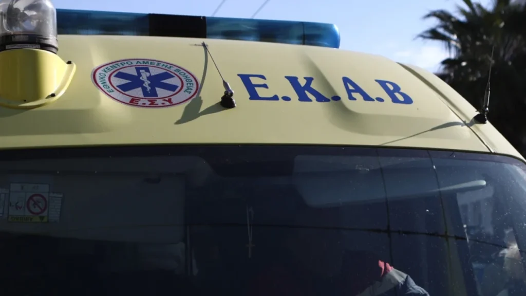 Σε σοκ οι γιατροί: Πήγε τη γυναίκα του στο νοσοκομείο και τελικά πέθανε αυτός