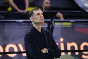 Τι θα αποφασίσει ο Μπαρτζώκας: Οι 6 σίγουροι ξένοι και 2 θέσεις που παίζονται για τους Τελικούς με Παναθηναϊκό